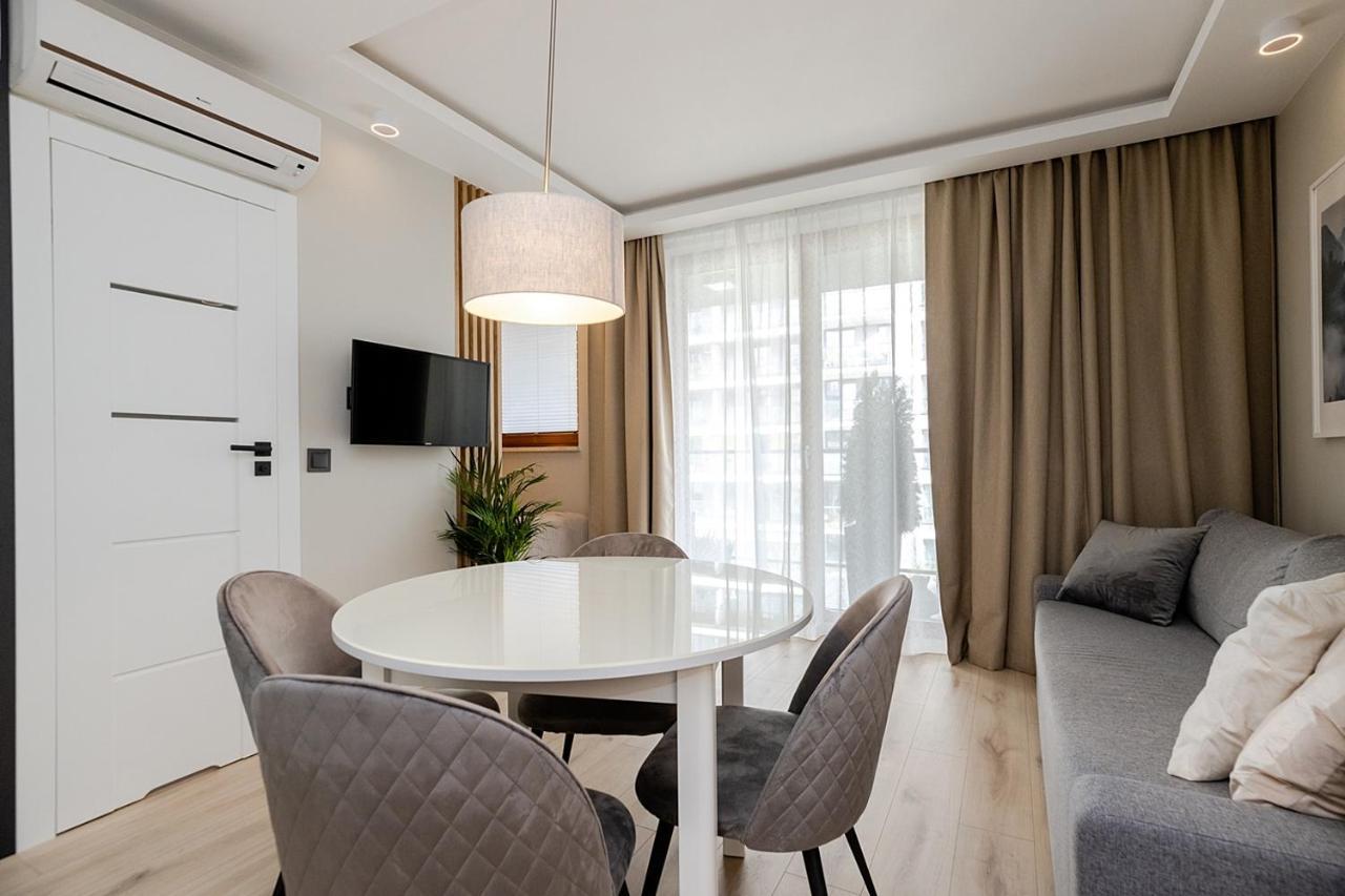 Apartment Wola, Wi-Fi, Smart Lock, Air Condition Варшава Экстерьер фото