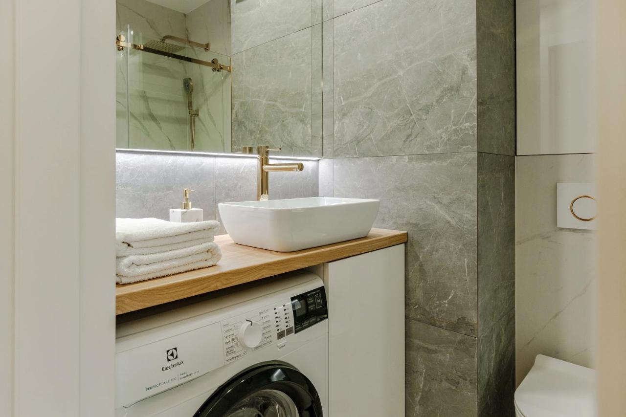 Apartment Wola, Wi-Fi, Smart Lock, Air Condition Варшава Экстерьер фото